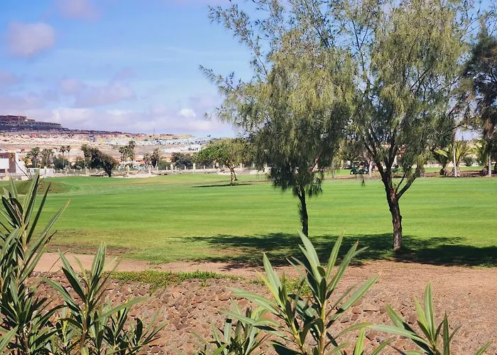 アパート Ohana And