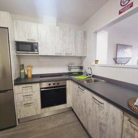 Ohana And * كاليتا ذي فوستي