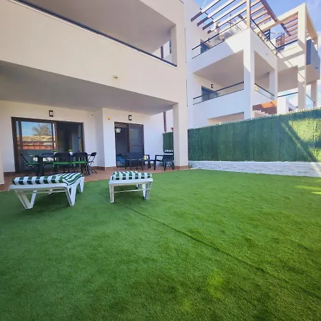 Ohana And Apartament