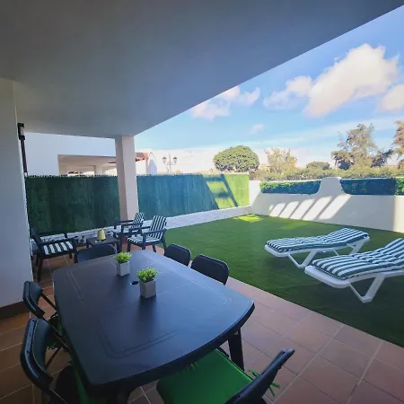 Ohana And Apartament